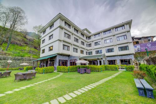 Simsa Village Resort | Rock Manali -A Unit of Akhnoor Hotels Pvt Ltd
