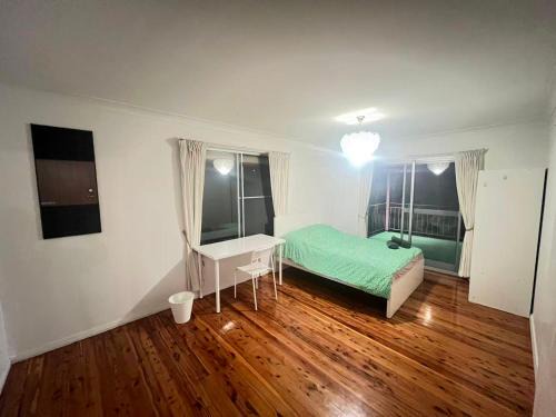 Epping House | Room 82
