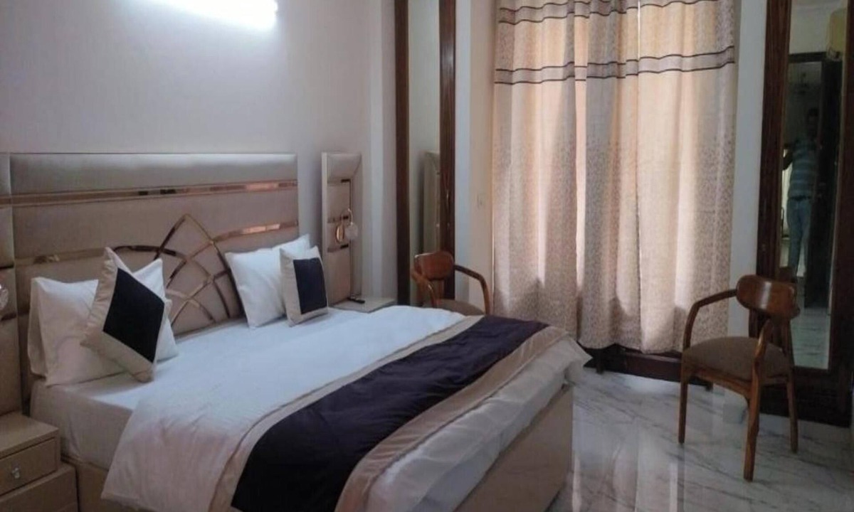 South Extension House | Room-home Stay Cum Bed and Breakfast