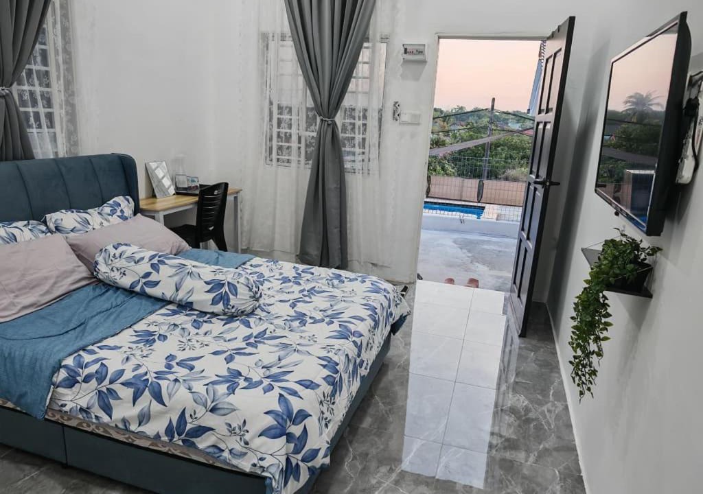Pengkalan Aor House | Rumah Adaminha, Roomstay with pool Simpang, Taiping