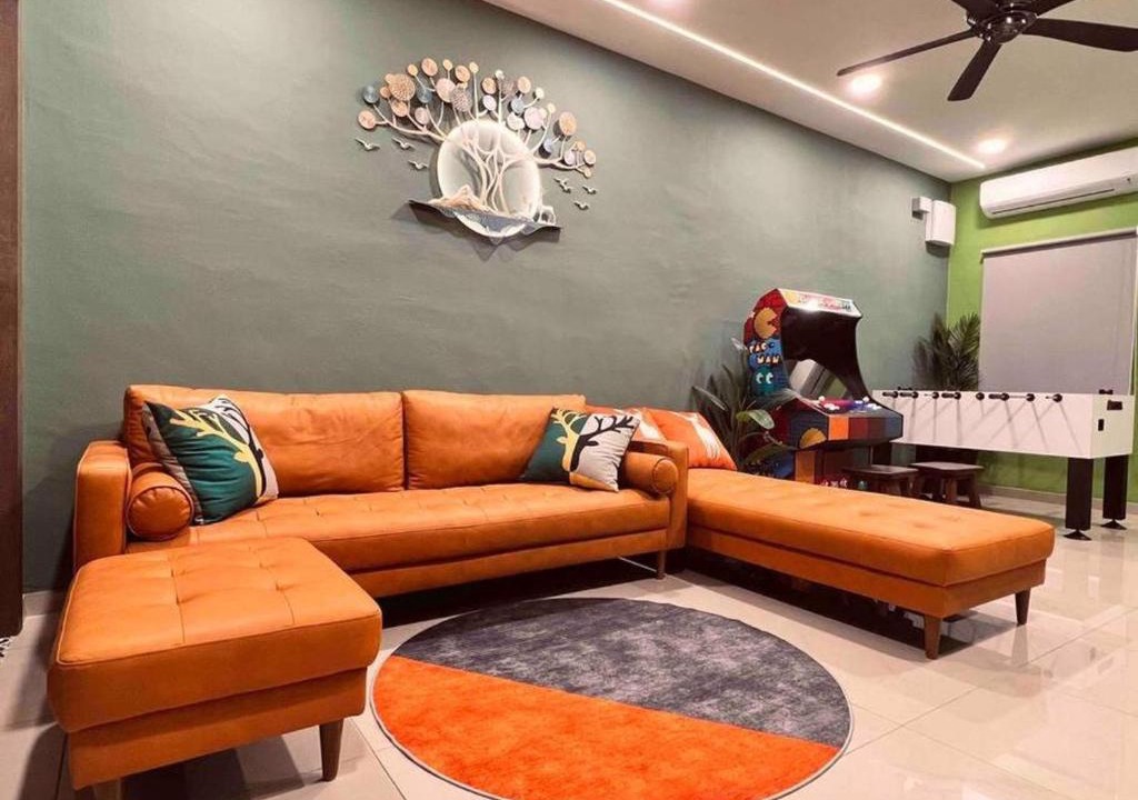 Taman Century House | Rusa Cottage (Sleeps 10 pax - 1 min walk from KSL)