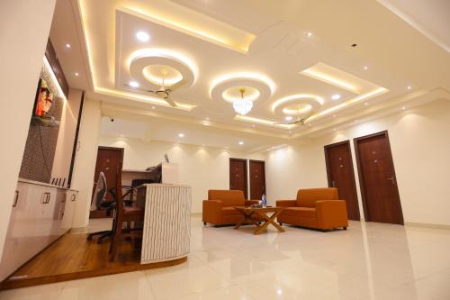 Bengaluru Hotel | S V Grand Inn