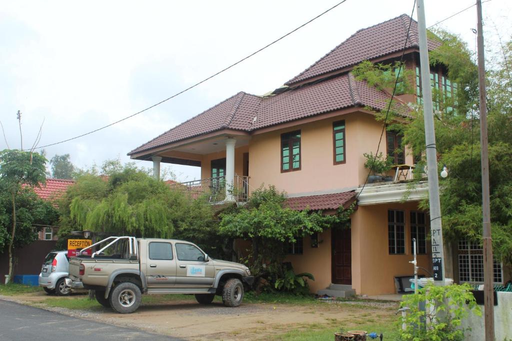 Kampung Sura Masjid Cabin | Saba Lodge Dungun