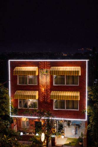 Greater Noida Hotel | Saffron Inn - Near India Expo Mart