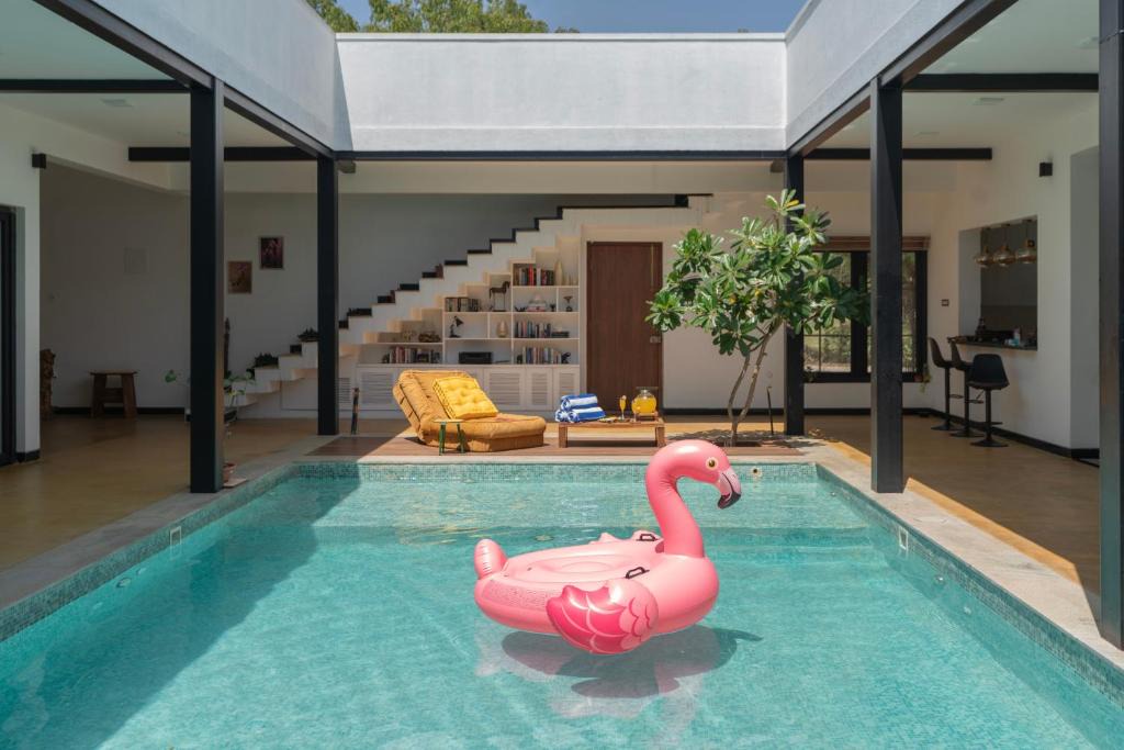Hosur Villa | SaffronStays Hakki Angana