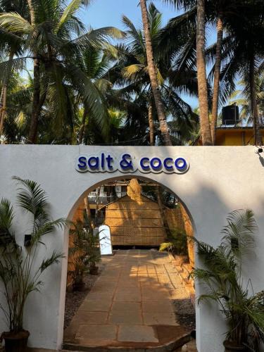 Ashvem Hostel | Salt & Coco - Ashwem