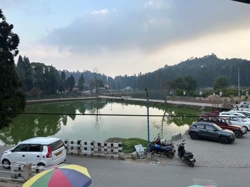 Mirik House | Sampang Hotel and Restaurant