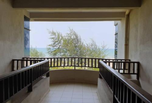 Balok Apartment | Samsuria Beach Penthouse Kuantan