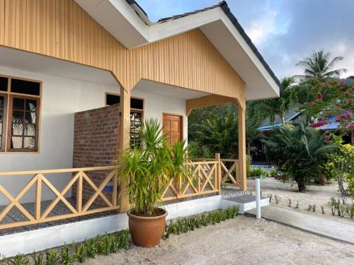 Pulau Perhentian Besar Resort | Samudra Beach Chalet