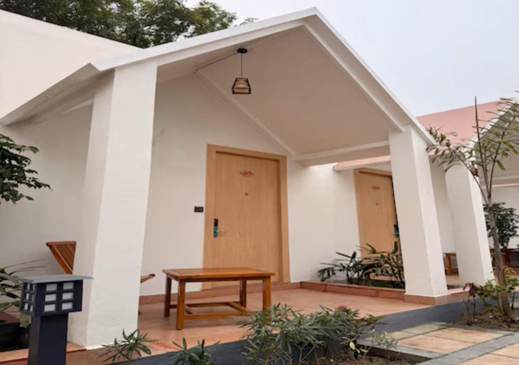 Faizabad Hotel | Sanrose Retreat