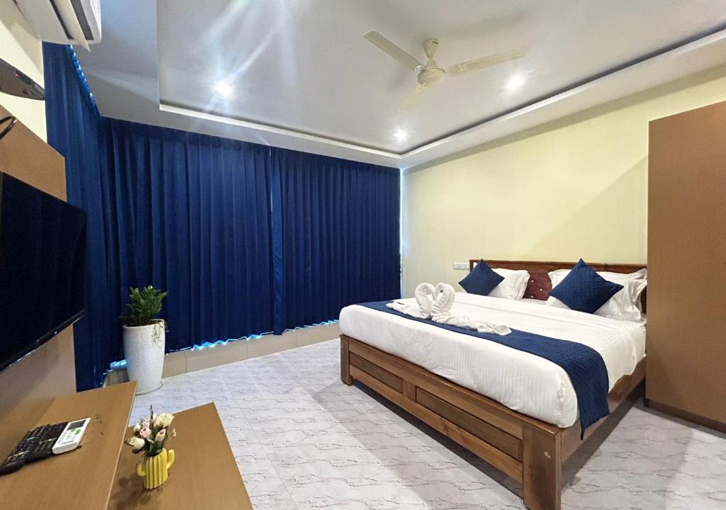 Kuvempu Nagara Hotel | SB Royal Inn