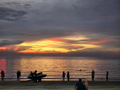 Baharu Apartment | Senorita Sea View At Marina View Villas