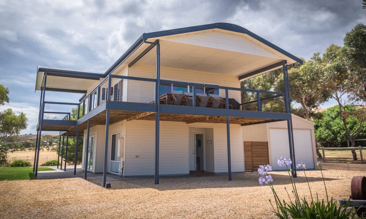 Carrickalinga House | Shearers Rest - 5 Davey Road