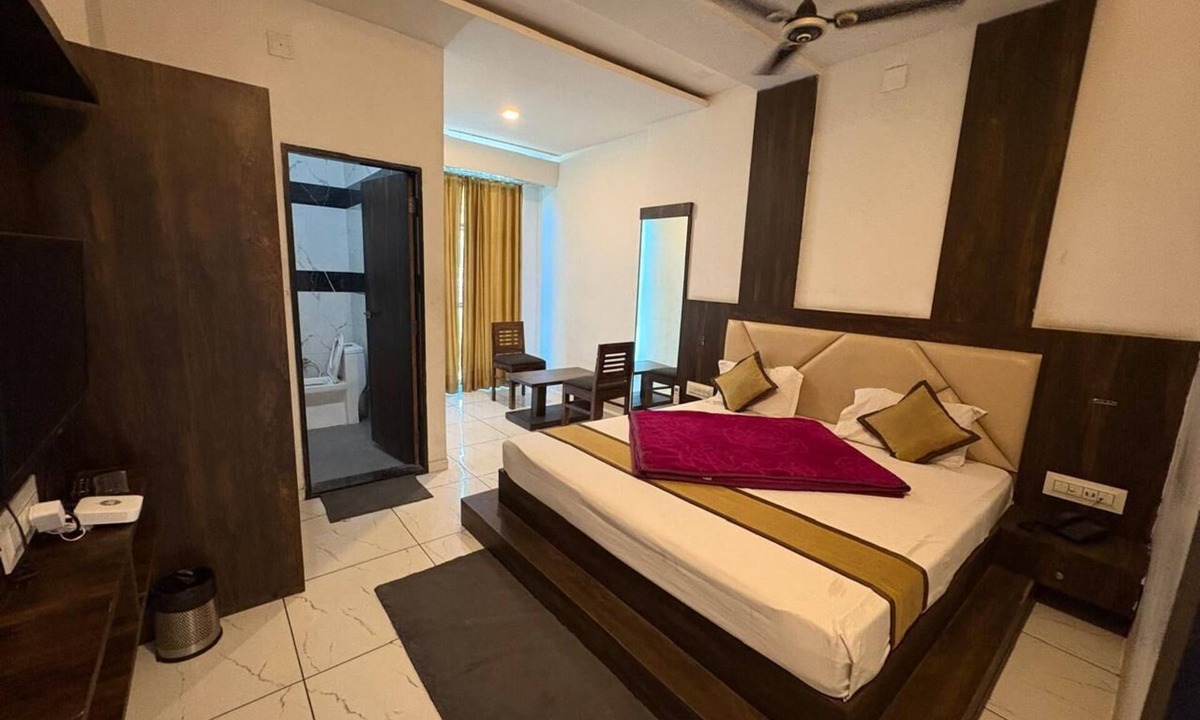 Abu Road Hotel | Shere Punjab Hotel & Restaurant