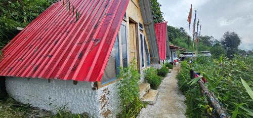 Geyzing Resort | Sherpa Village Homestay Uttarey