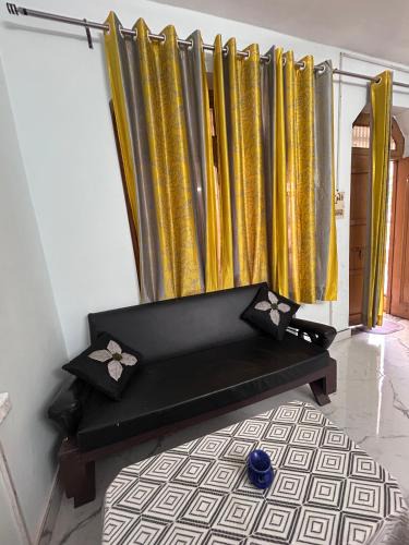 Hapur House | Shiva