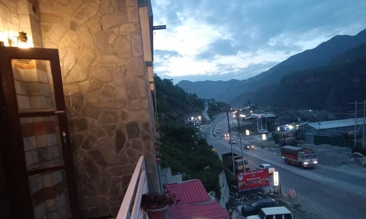 Mandi Hotel | SHREE RAM HOTEL