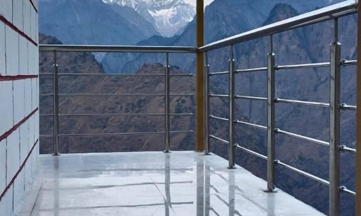 Gobind Dham Hotel | Shrikanth near TV tower