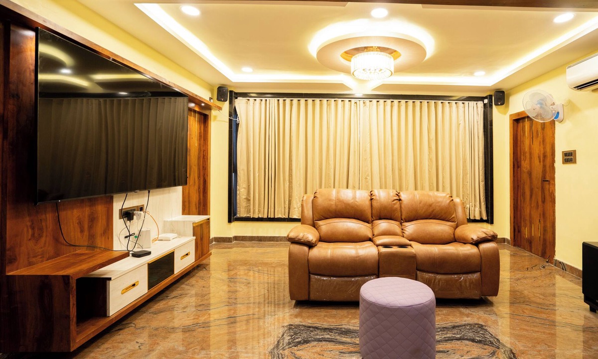 Gachibowli Hotel | SID Royale Hyderabad