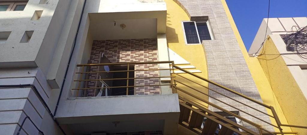 Dwarka House | SIDDHESHWAR BUNGLOW