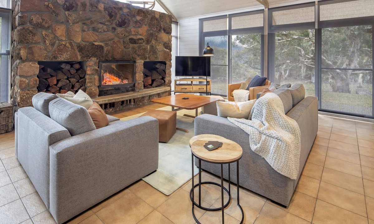 Crackenback House | Silvertop Chalet is ideal for large families and groups of friends