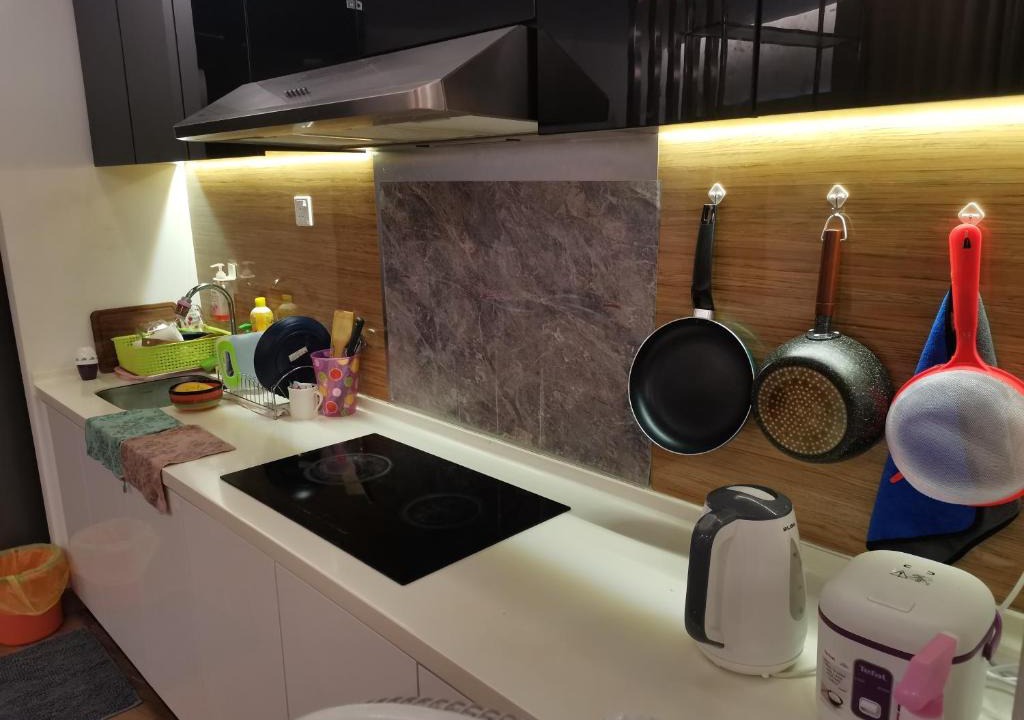 Seri Kembangan Apartment | Simfoni Tower Balakong with 100mbps wifi and Netflix