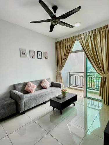 Central District Apartment | SKS Larkin Stadium Larkin Terminal Bus Town Area JB City