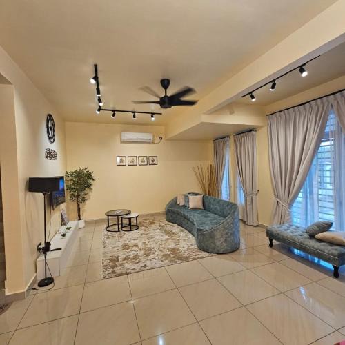Bandar Penawar House | Skybird Homestay Desaru - Gated Guarded Community