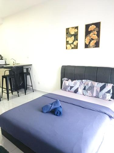 Bukit Indah House | Skytrees Serviced Apartment Aeon Bukit Indah with TV box-B22