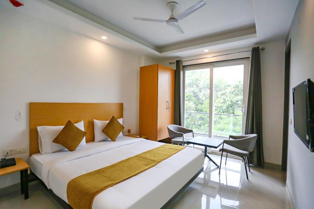 Gurugram Hotel | Sleepy Soul by STEPiNN