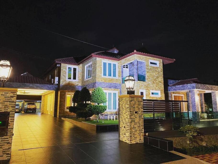 Taman Bukit Dahlia Villa | Sofea Guest House Pasir Gudang