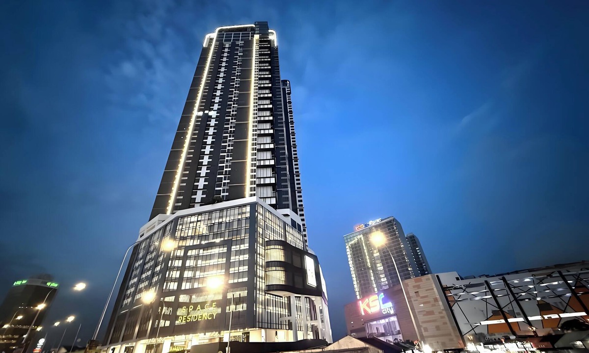 Taman Century Apartment | Space Residency by A-Walk 100m to KSL