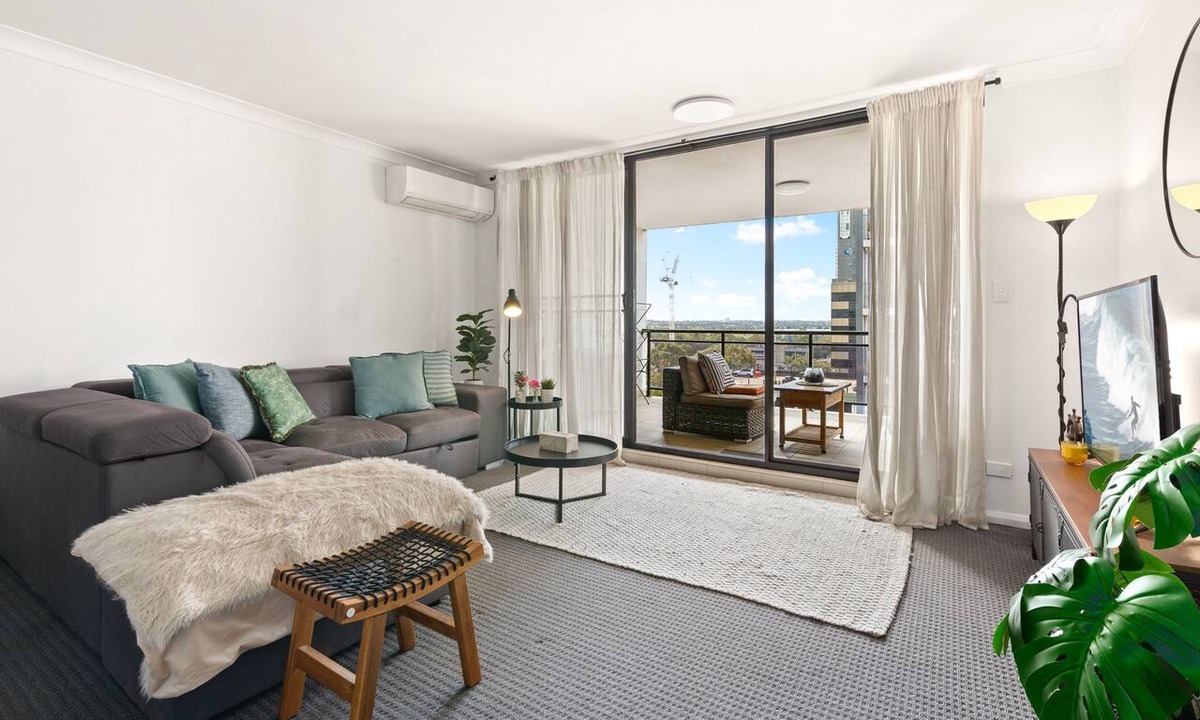 Parramatta Apartment | Spacious 2-Bed Apartment Near Parramatta CBD