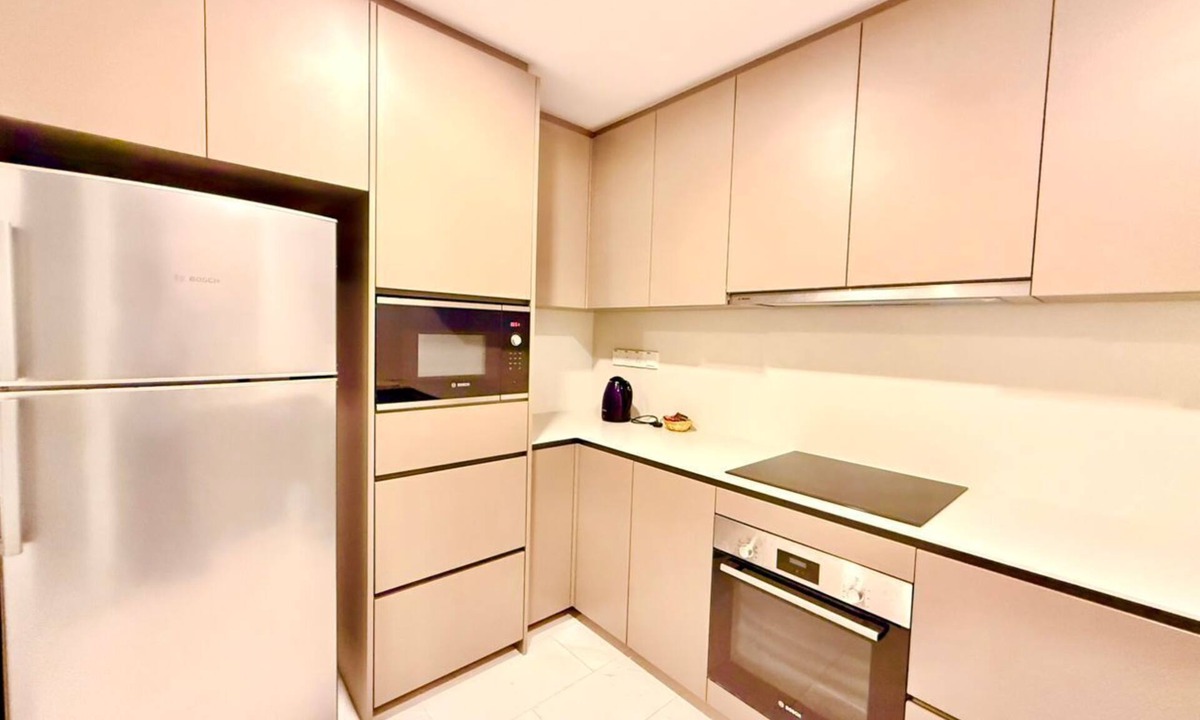 Golden Triangle Apartment | Spacious 3-bedroom apartment@Eaton REsidence@klcc#Pool