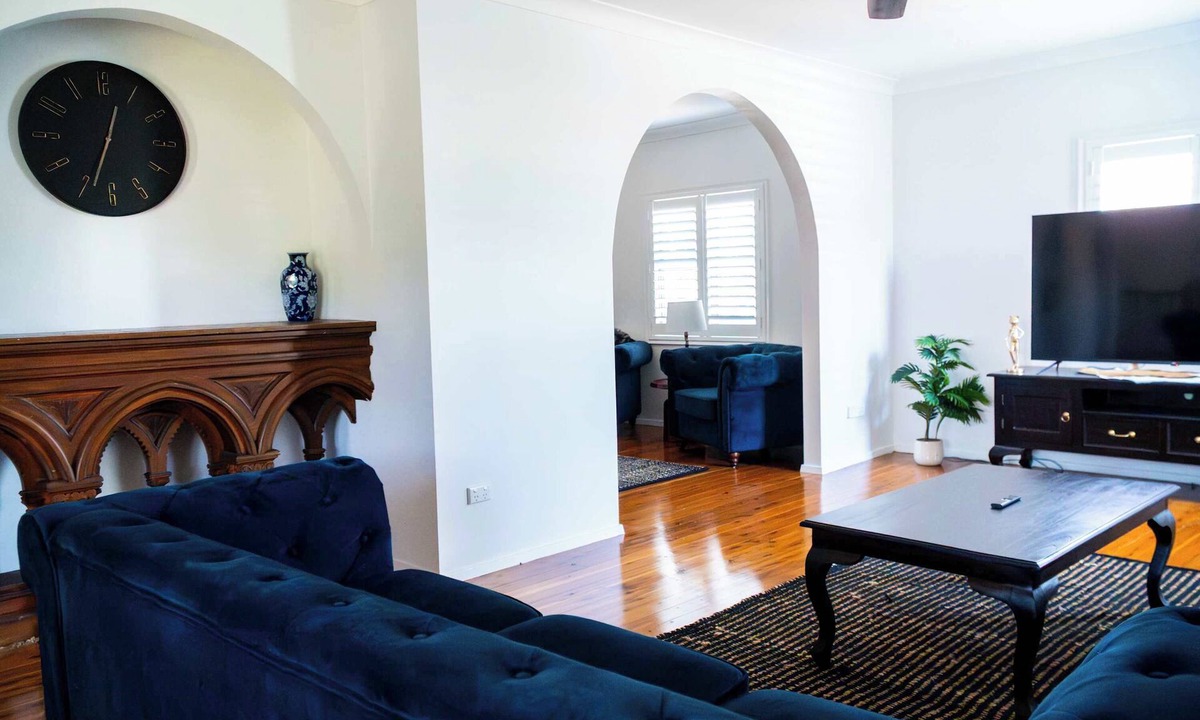 Muswellbrook House | Spacious 4BR Home | Games Room & BBQ