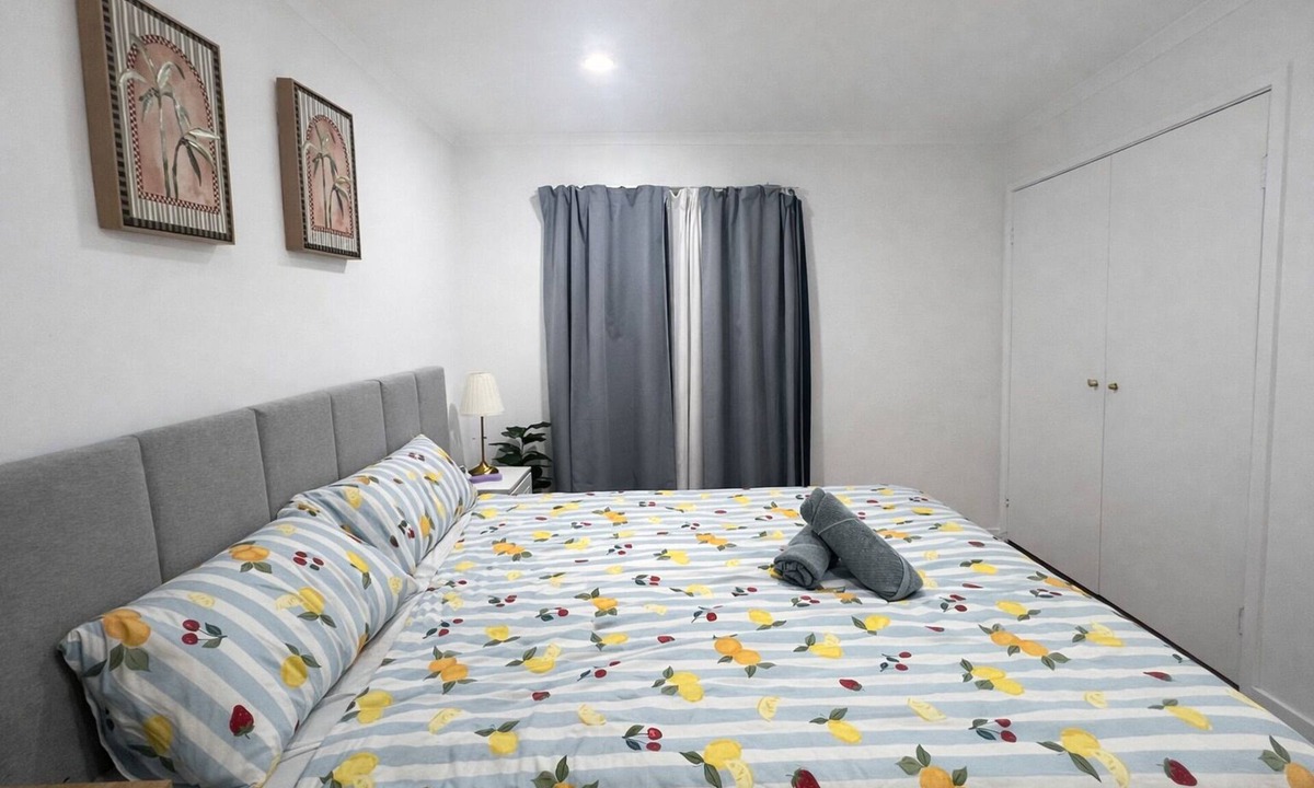 Hillcrest House | Spacious Private Room| Extra Comfort| Ideal for Couples| Hillcrest
