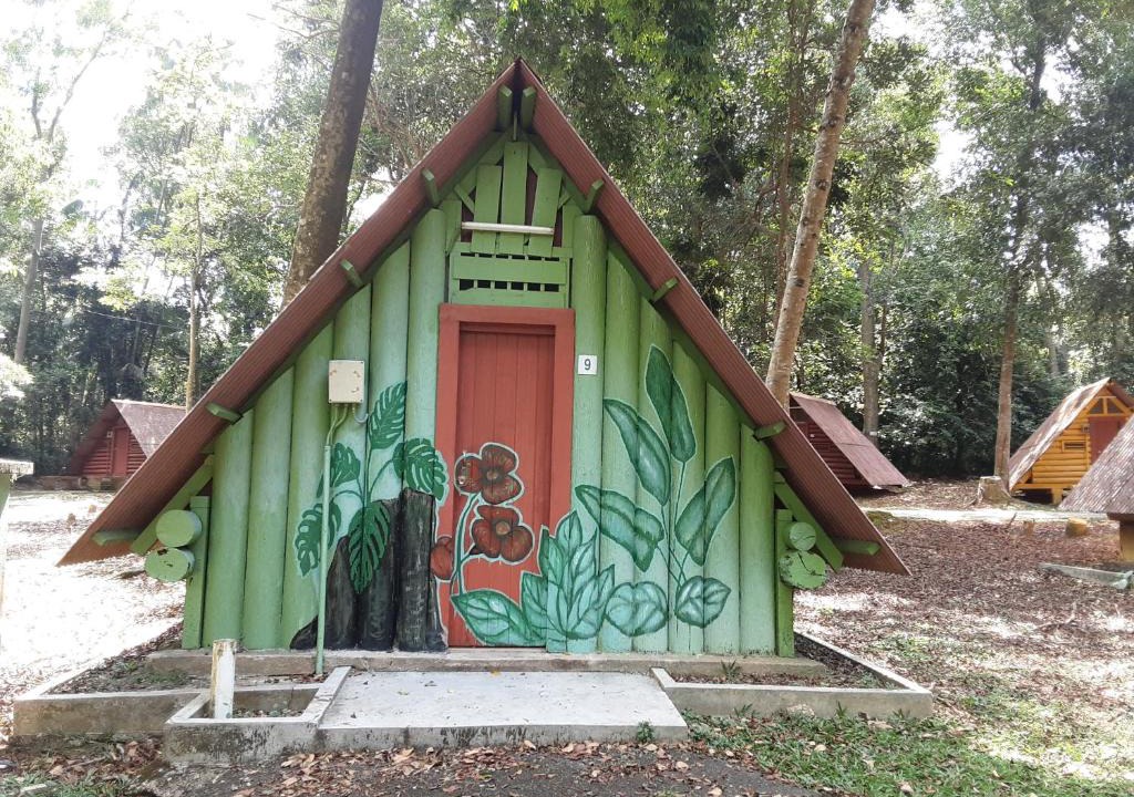 Durian Tunggal Hotel | SPOT ON 90536 Bens Maju Foreststay
