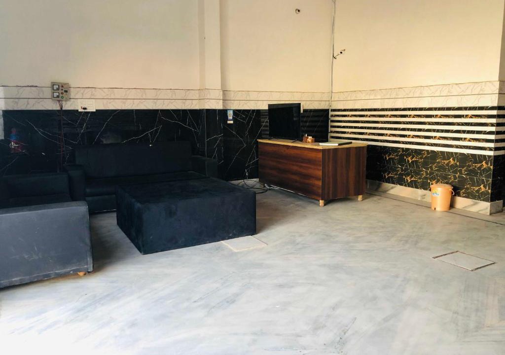 Meerut Hotel | SPOT ON Hotel Ved