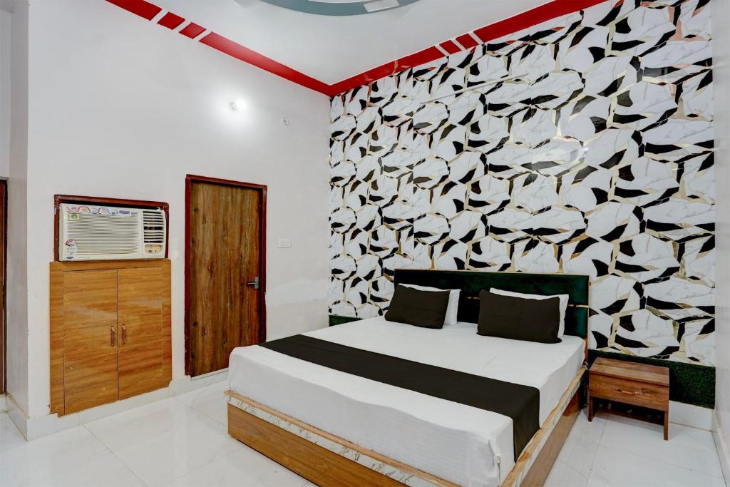 Kasganj Hotel | SPOT ON NEW GANGA HOTEL