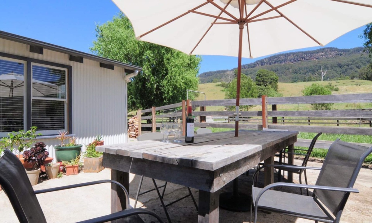 Upper Kangaroo River House | Spring Grove Dairy - Picturesque views!