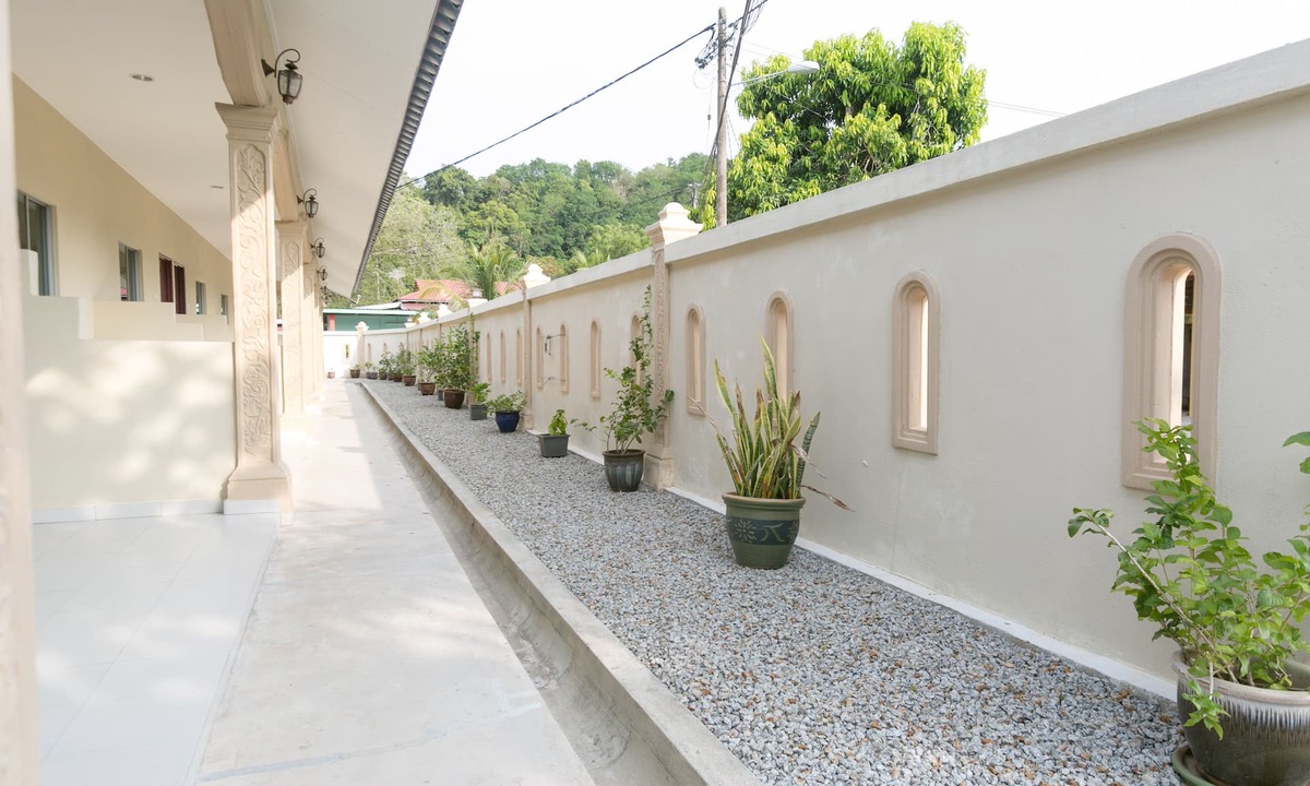 Kampung Kedawang Hotel | Sri Melor Inn