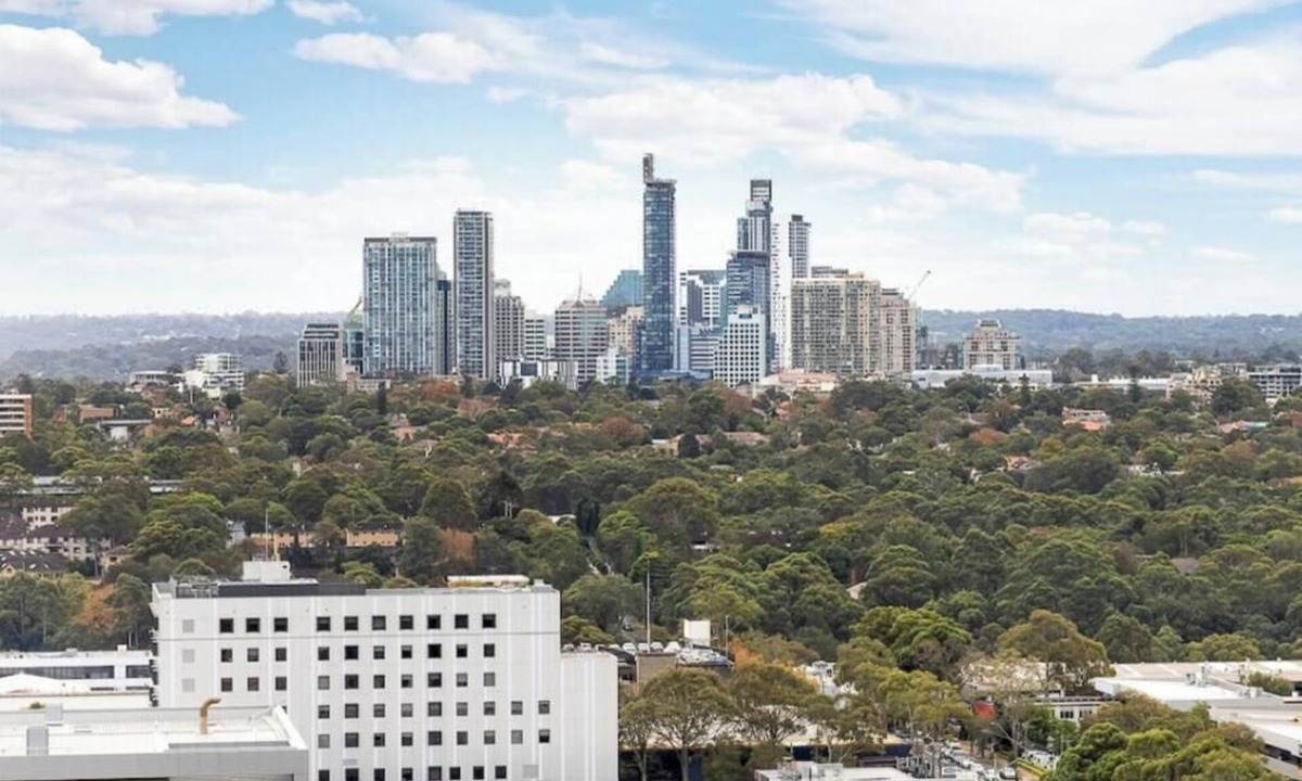 St. Leonards Apartment | St Leonards Studio | Near Station & Forum Mall