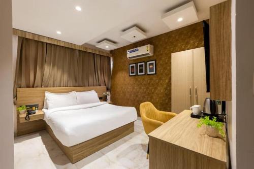 Pashim Vihar Hotel | Staylo Hotel Azora