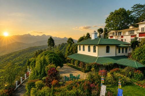 Turuk Hotel | Sterling Park Kalimpong