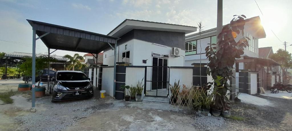 Kampung Bukit Pelanduk House | Studio Teratak Alisha Permatang Pauh
