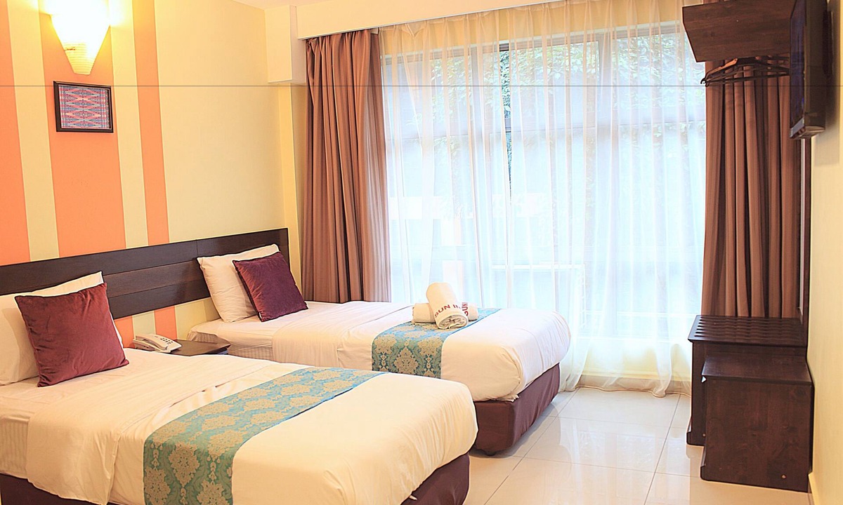 Petaling Jaya Hotel | Sun Inns Hotel KopKastam Kelana Jaya