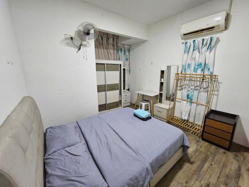 Kampung Batu Uban House | Sunny Point Hostel