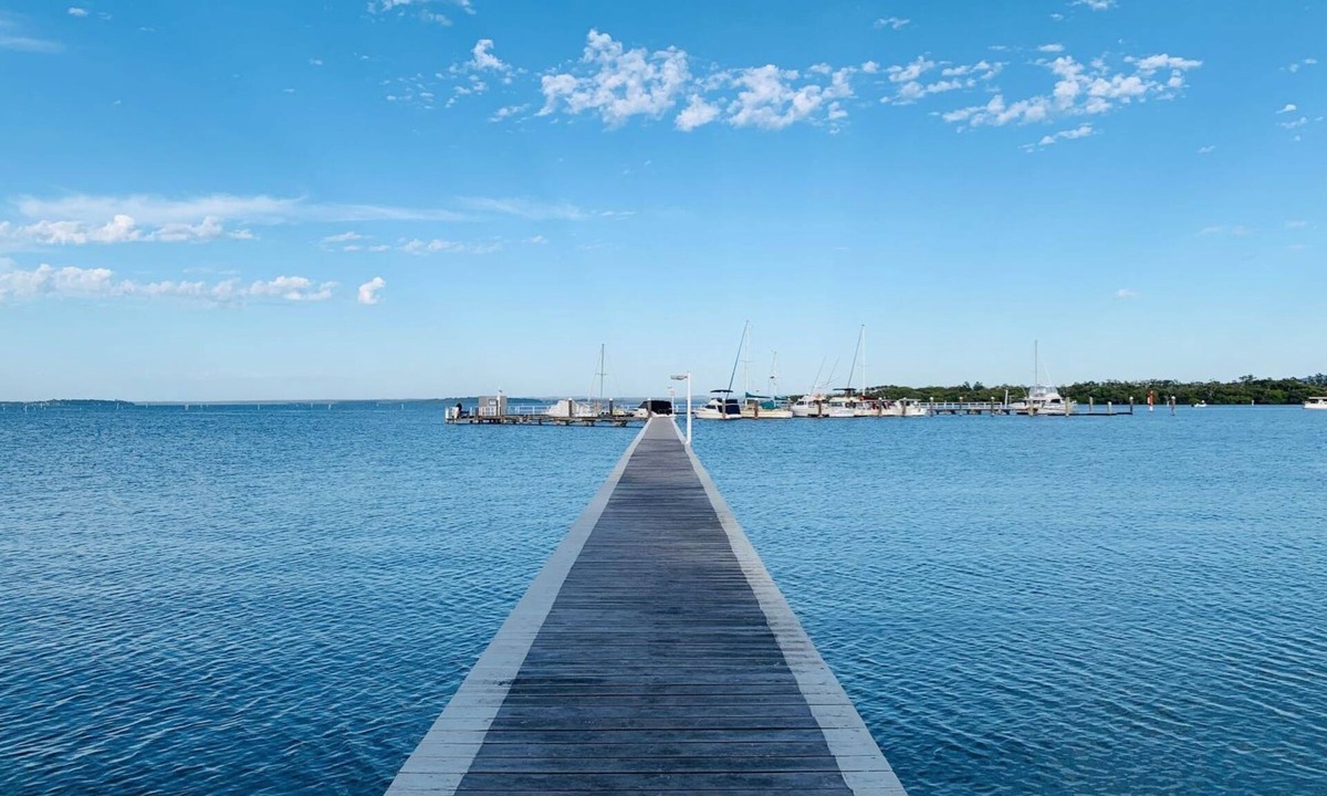 Soldiers Point House | Sunset Place, 1/29 Sunset Boulevard- gorgeous townhouse so close to the water