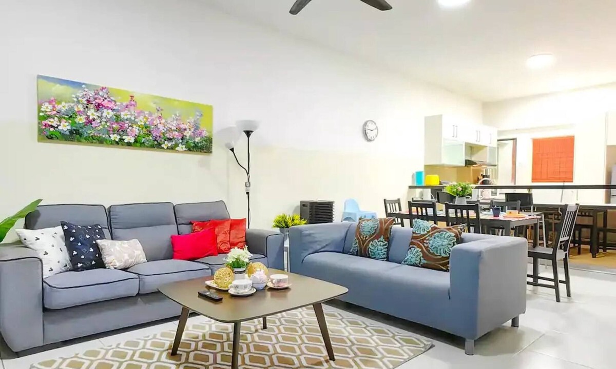 Puchong Apartment | Sunset view Apt perfect for Biz/Family @ SetiaWalk