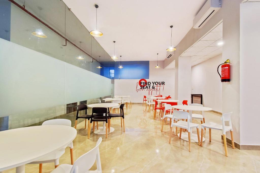 Shyam Nagar Hotel | Super Collection O Govind Marg